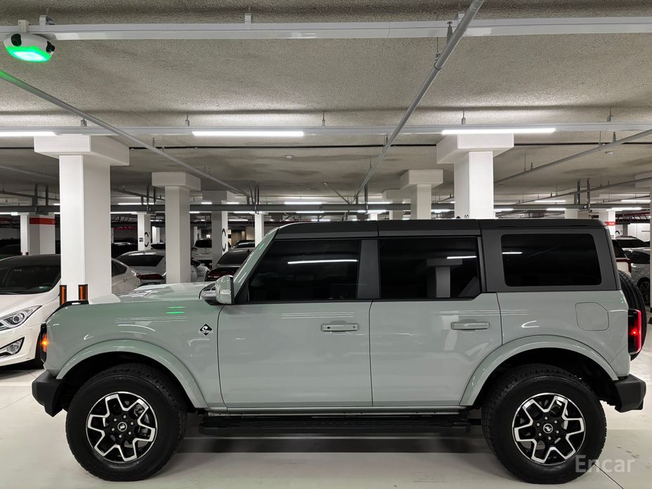 2024 Ford Bronco VI 2.3 Outer Banks с пробегом 5 380 км