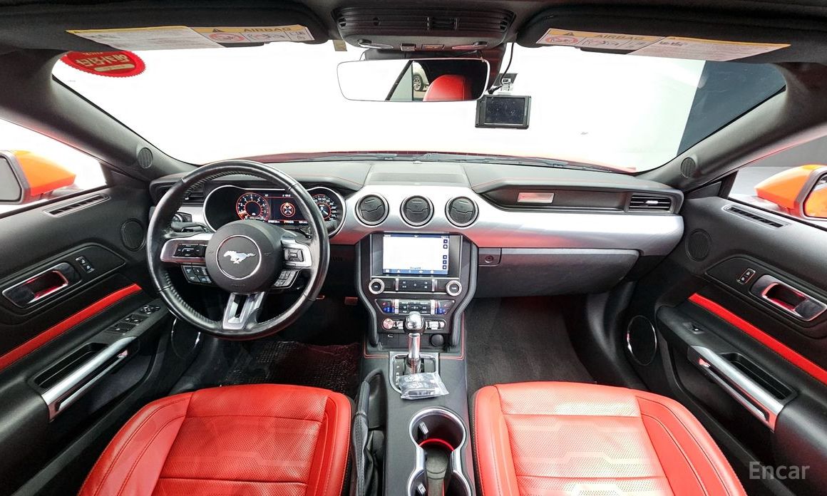 2023 Ford Mustang VI Рестайлинг Convertible с пробегом 37 897 км