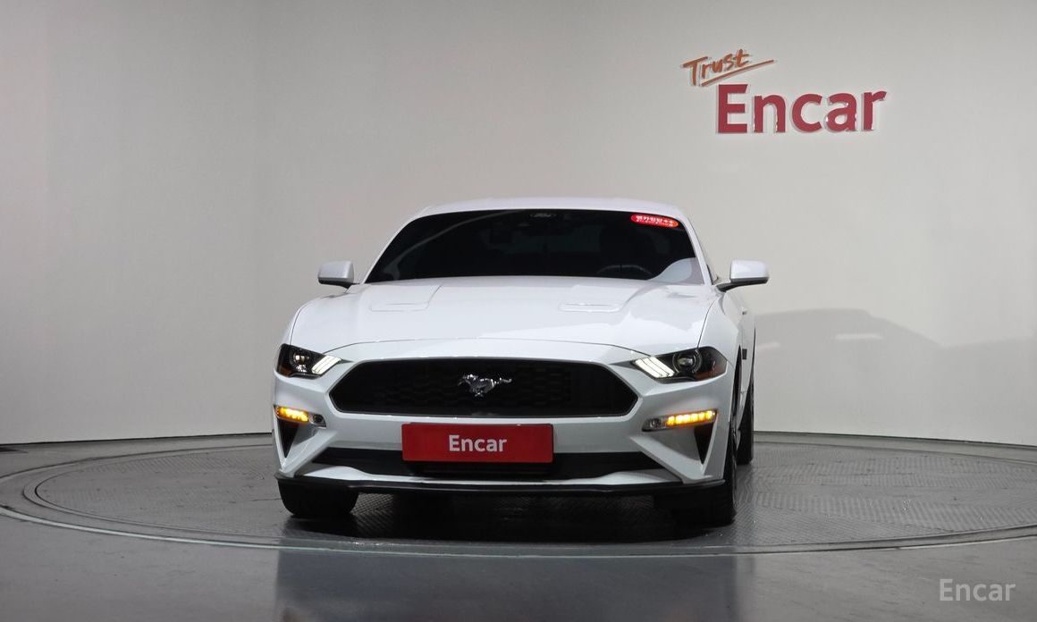 2023 Ford Mustang VI Рестайлинг Coupe с пробегом 45 578 км