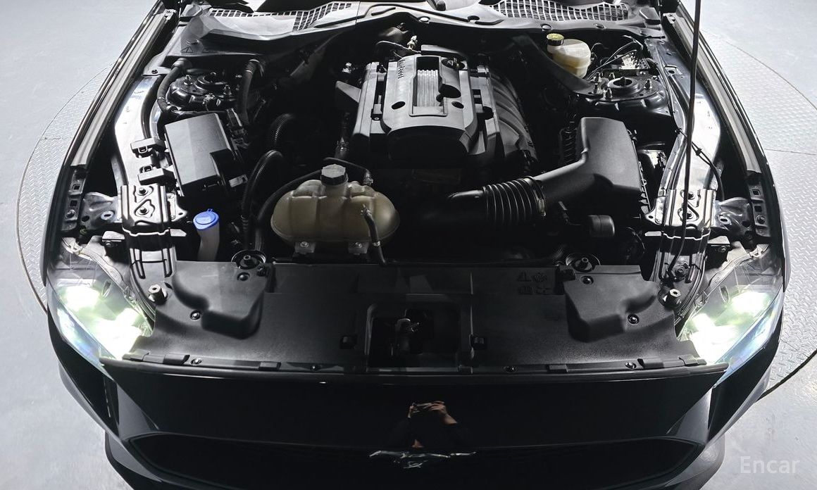 2023 Ford Mustang VI Рестайлинг Coupe с пробегом 27 343 км