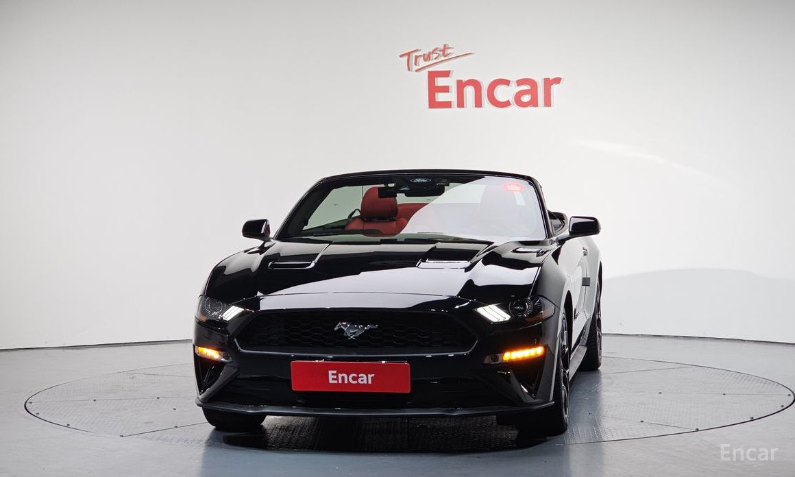 2023 Ford Mustang VI Рестайлинг Convertible с пробегом 32 174 км