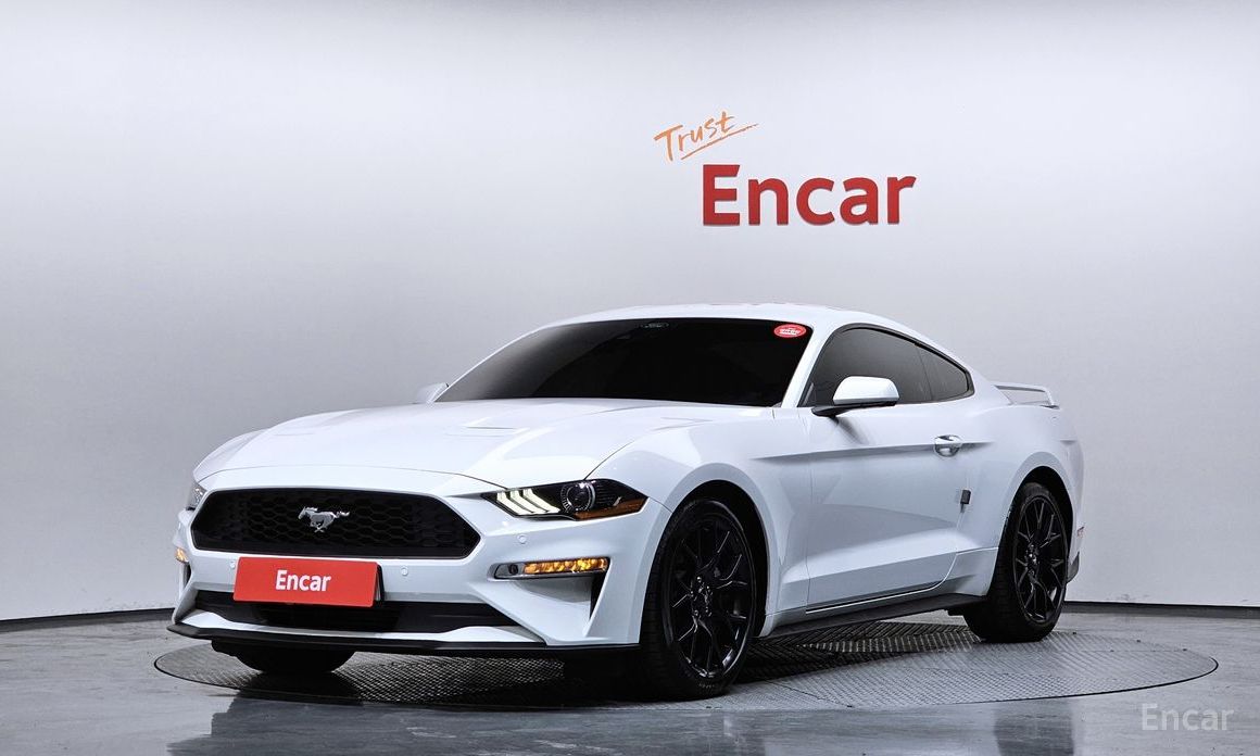 2022 Ford Mustang VI Рестайлинг Coupe с пробегом 39 784 км