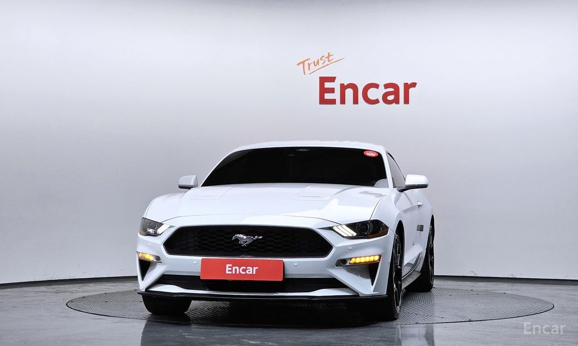 2022 Ford Mustang VI Рестайлинг Coupe с пробегом 39 784 км