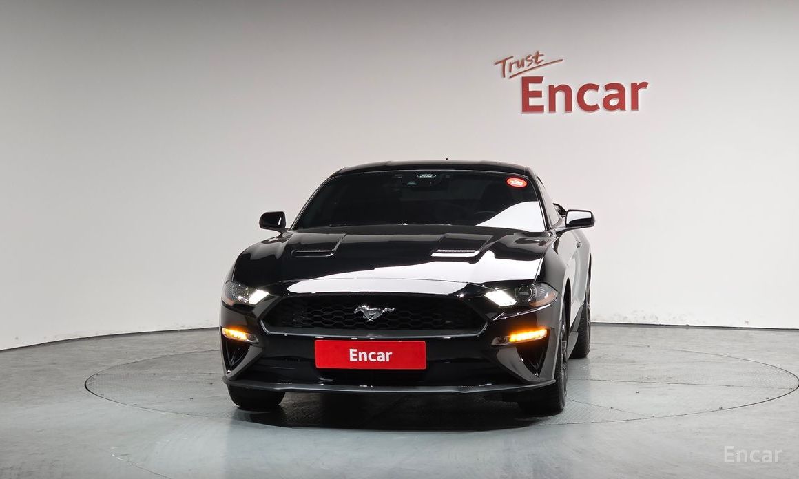2022 Ford Mustang VI Рестайлинг Coupe с пробегом 40 351 км