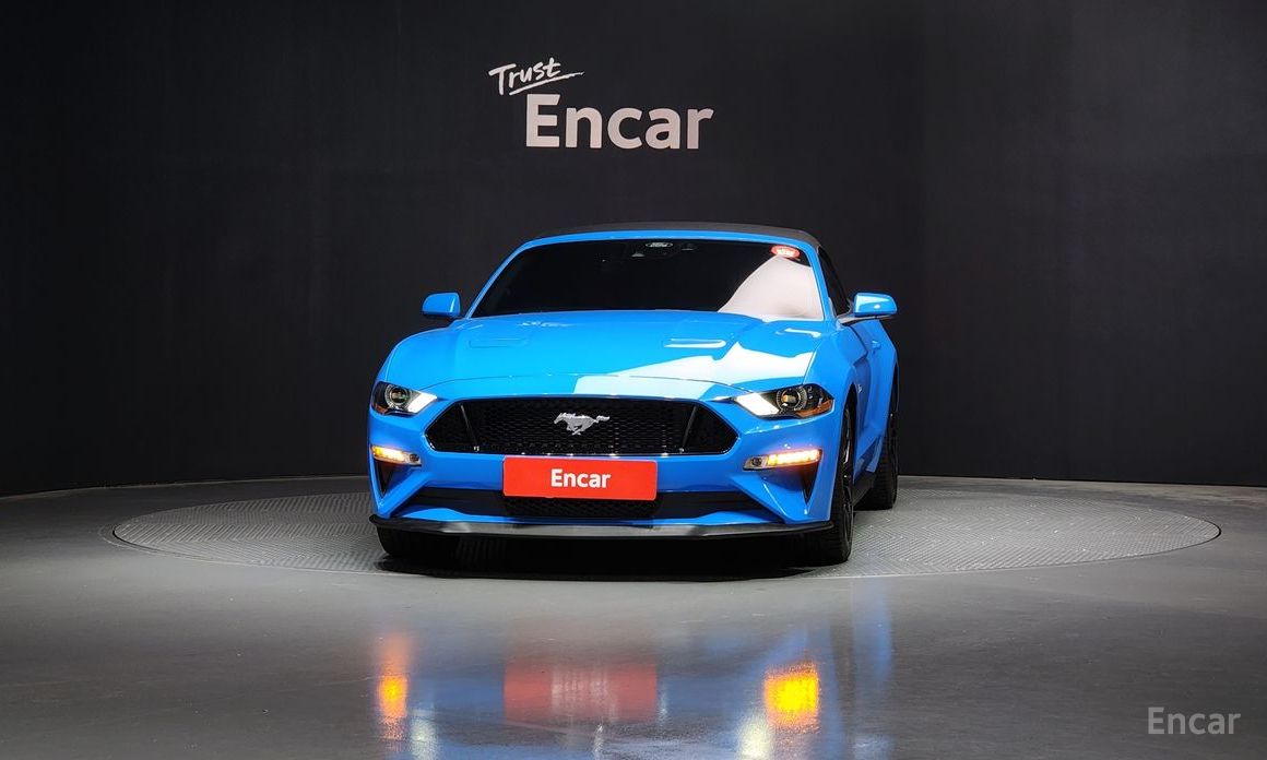 2022 Ford Mustang VI Рестайлинг GT Convertible с пробегом 10 531 км