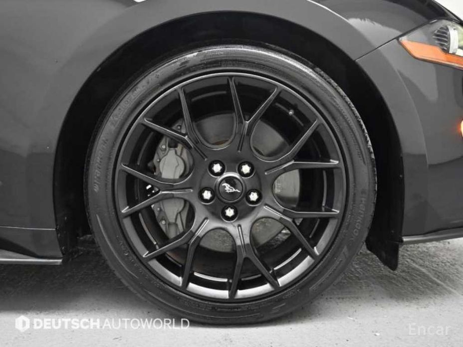 2022 Ford Mustang VI Рестайлинг Coupe с пробегом 49 156 км
