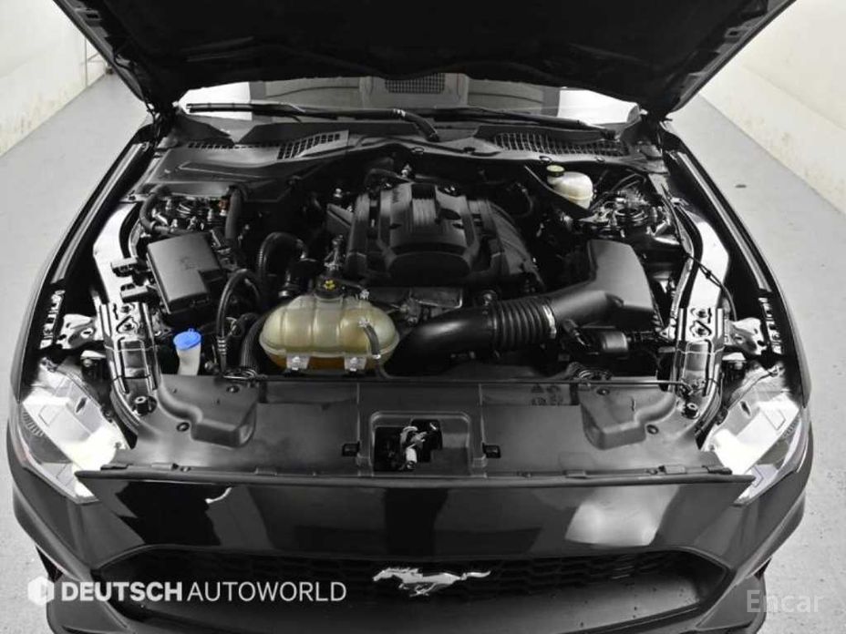 2022 Ford Mustang VI Рестайлинг Coupe с пробегом 49 156 км