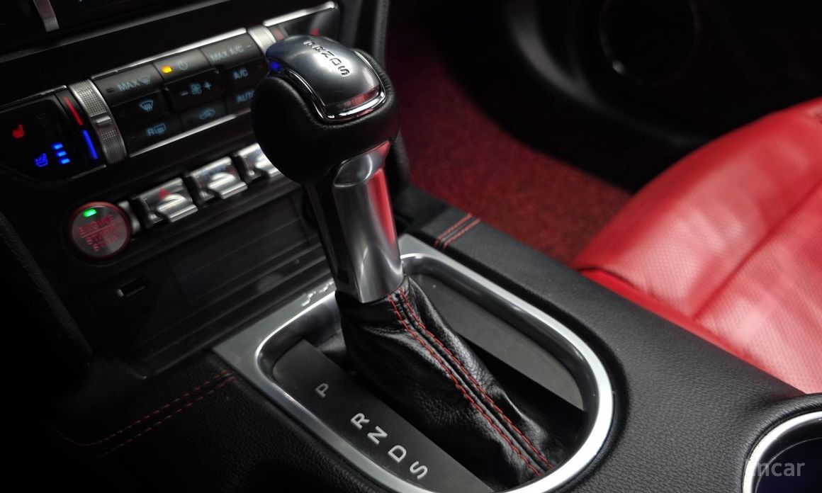 2022 Ford Mustang VI Рестайлинг Coupe с пробегом 40 351 км