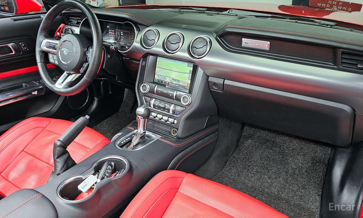 2022 Ford Mustang VI Рестайлинг Convertible с пробегом 47 457 км