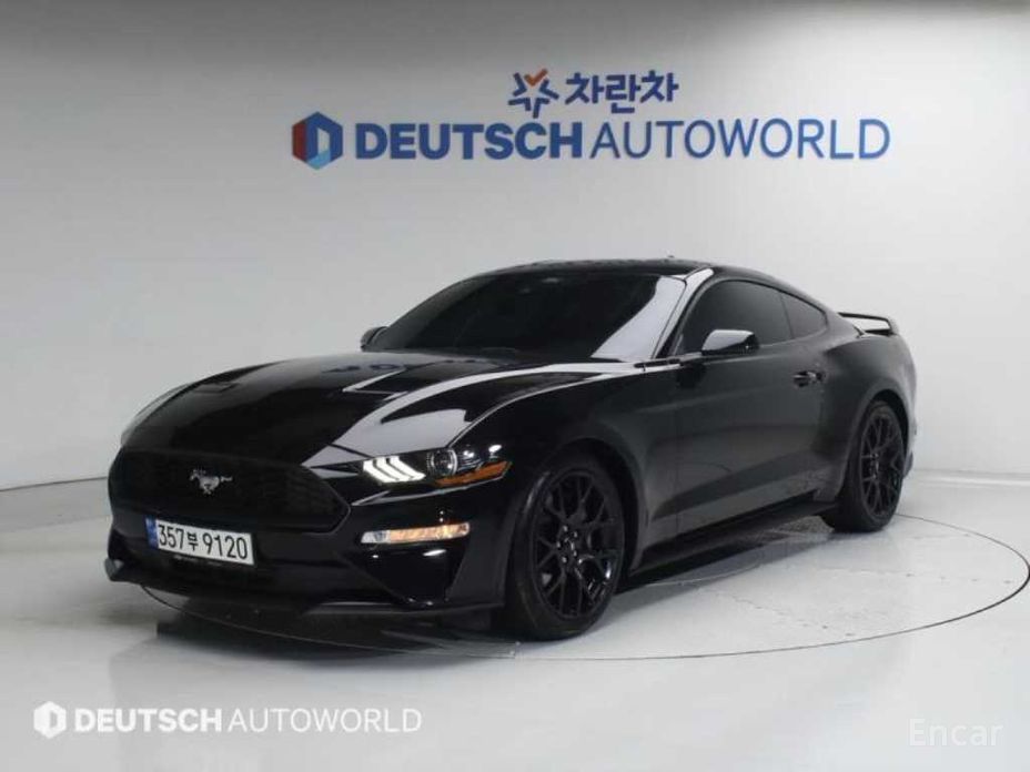 2022 Ford Mustang VI Рестайлинг Coupe с пробегом 49 156 км