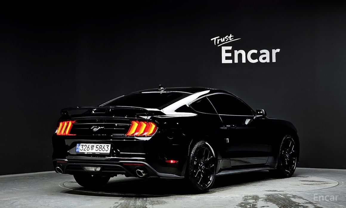 2023 Ford Mustang VI Рестайлинг Coupe с пробегом 19 716 км