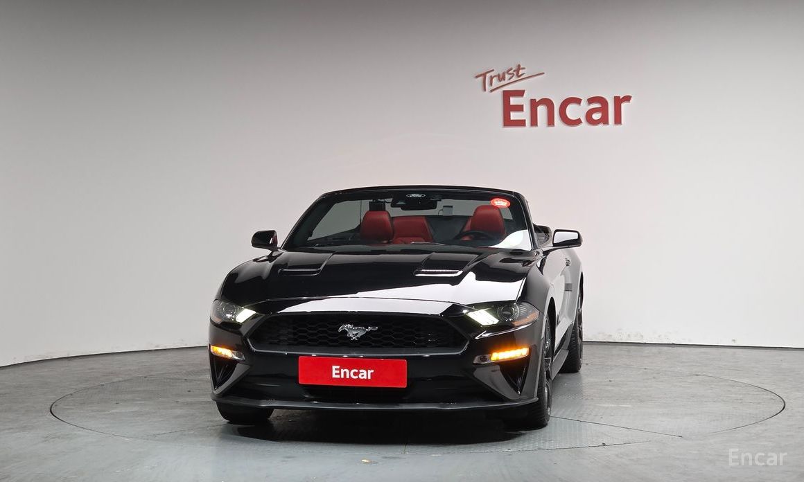 2022 Ford Mustang VI Рестайлинг Convertible с пробегом 45 024 км
