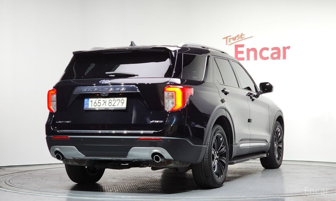 2022 Ford Explorer VI Рестайлинг 2.3 LimIted 4WD с пробегом 57 876 км