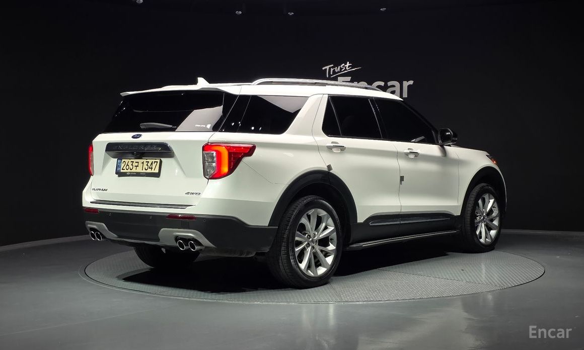 2022 Ford Explorer VI Рестайлинг 3.0 Platinum 4WD с пробегом 107 790 км