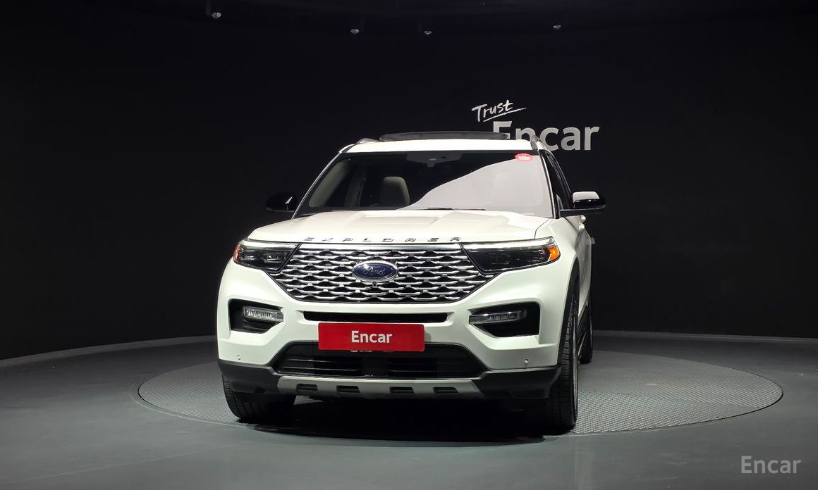 2022 Ford Explorer VI Рестайлинг 3.0 Platinum 4WD с пробегом 107 790 км