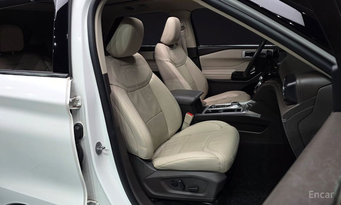 2022 Ford Explorer VI Рестайлинг 3.0 Platinum 4WD с пробегом 107 790 км
