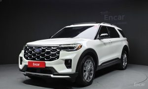2024 Ford Explorer VI Рестайлинг 2.3 Platinum 4WD с пробегом 9 061 км