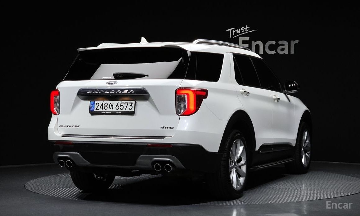 2022 Ford Explorer VI Рестайлинг 3.0 Platinum 4WD с пробегом 31 049 км