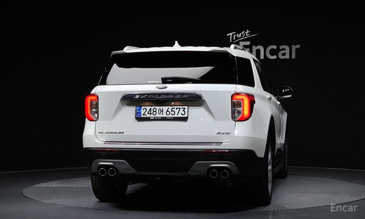 2022 Ford Explorer VI Рестайлинг 3.0 Platinum 4WD с пробегом 31 049 км
