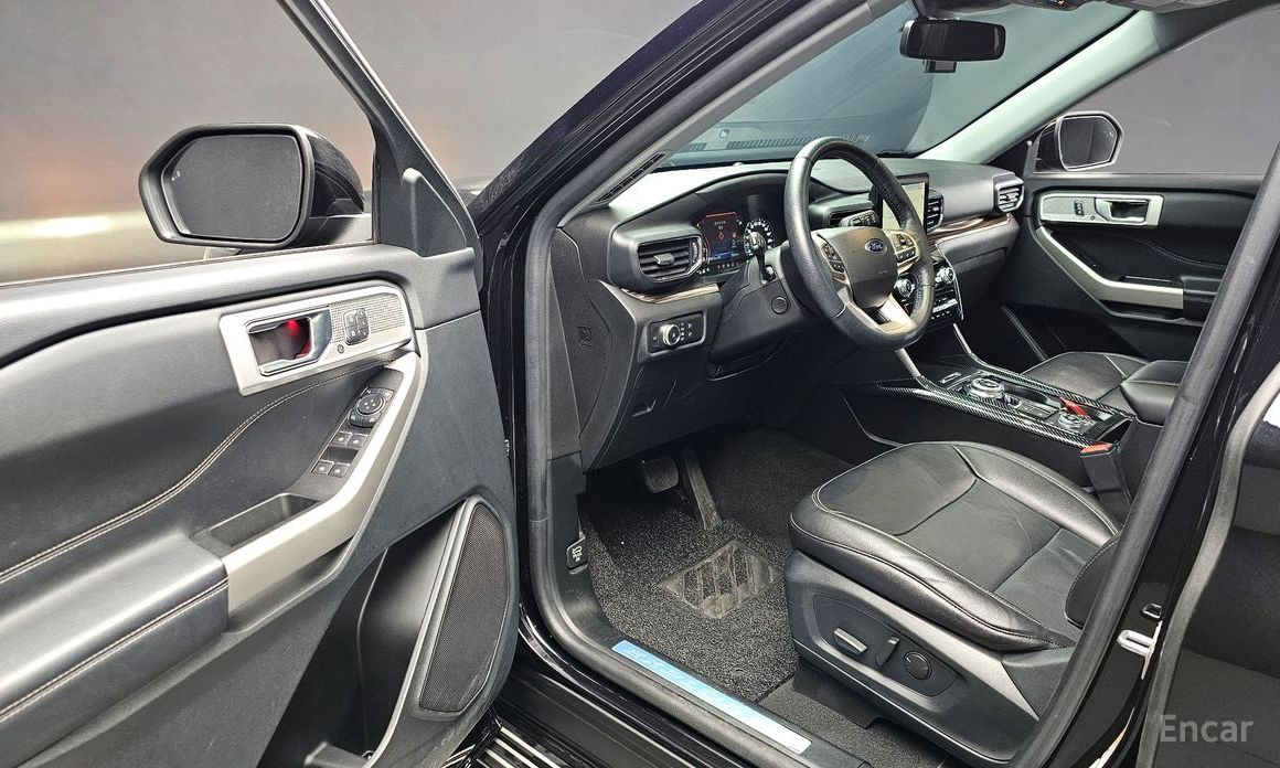 2022 Ford Explorer VI Рестайлинг 2.3 LimIted 4WD с пробегом 49 567 км