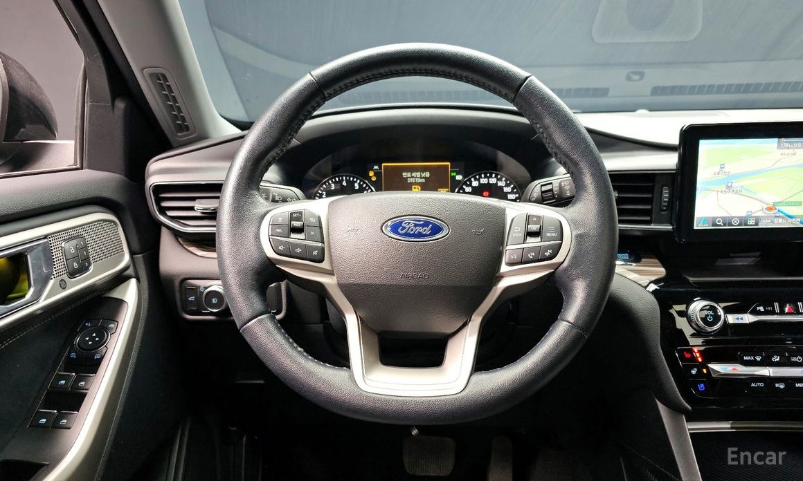 2022 Ford Explorer VI Рестайлинг 2.3 LimIted 4WD с пробегом 49 567 км