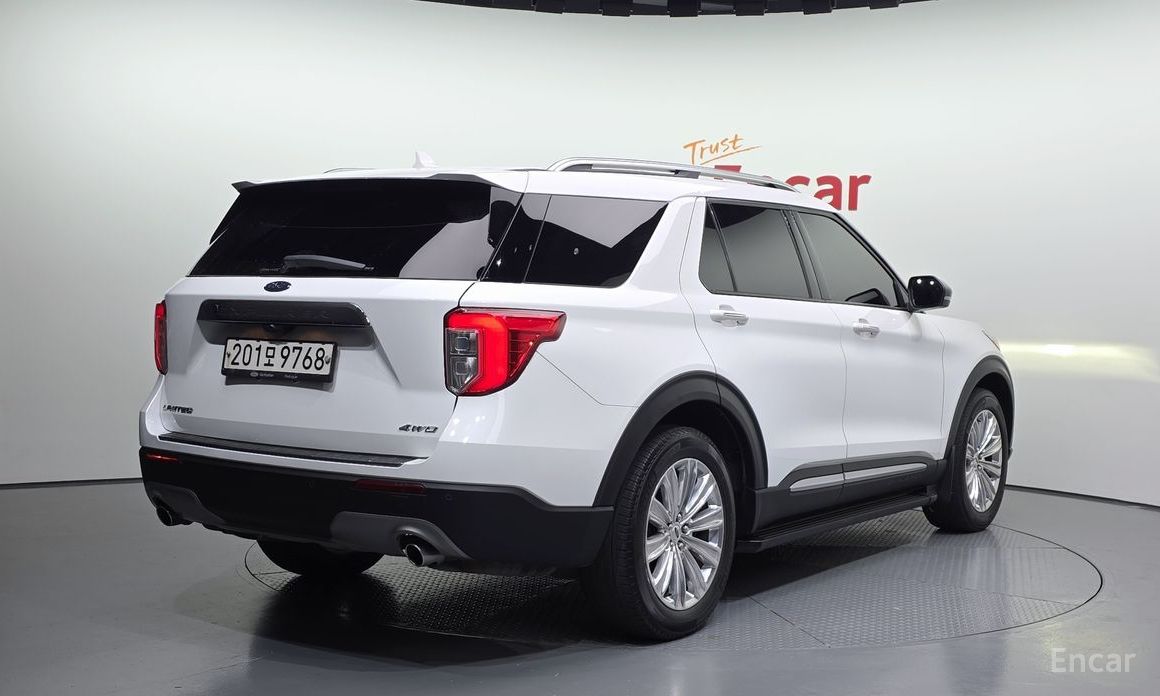 2022 Ford Explorer VI Рестайлинг 2.3 LimIted 4WD с пробегом 57 095 км
