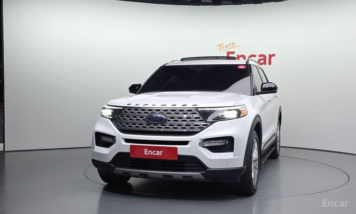 2022 Ford Explorer VI Рестайлинг 2.3 LimIted 4WD с пробегом 57 095 км