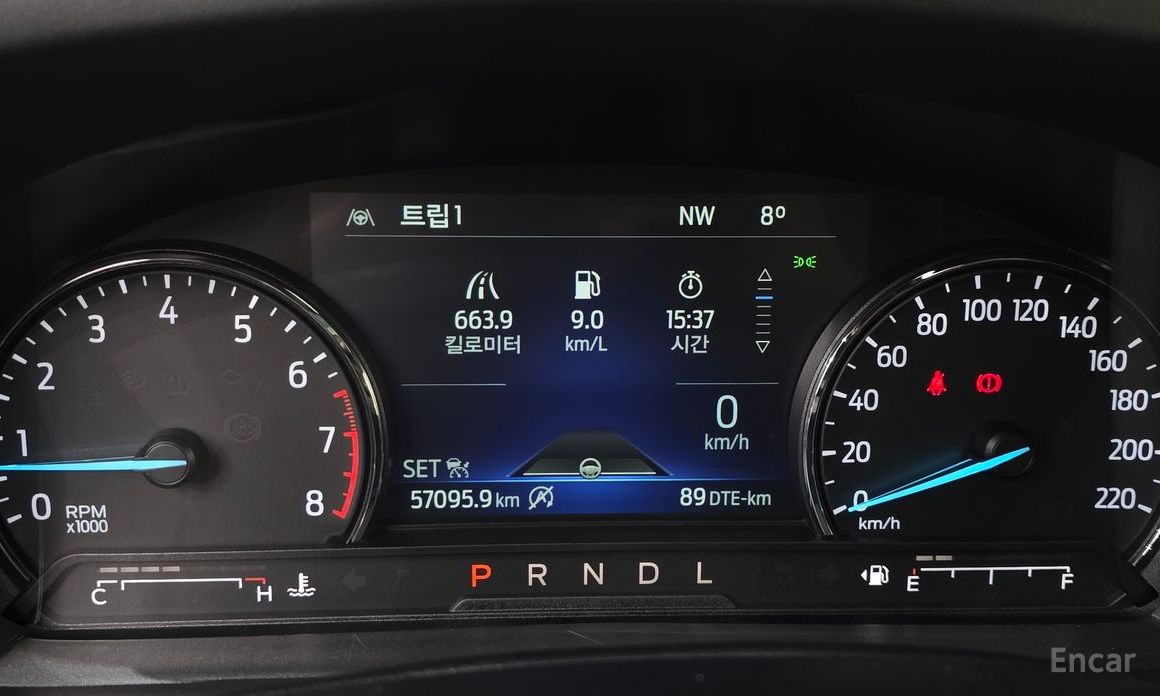 2022 Ford Explorer VI Рестайлинг 2.3 LimIted 4WD с пробегом 57 095 км