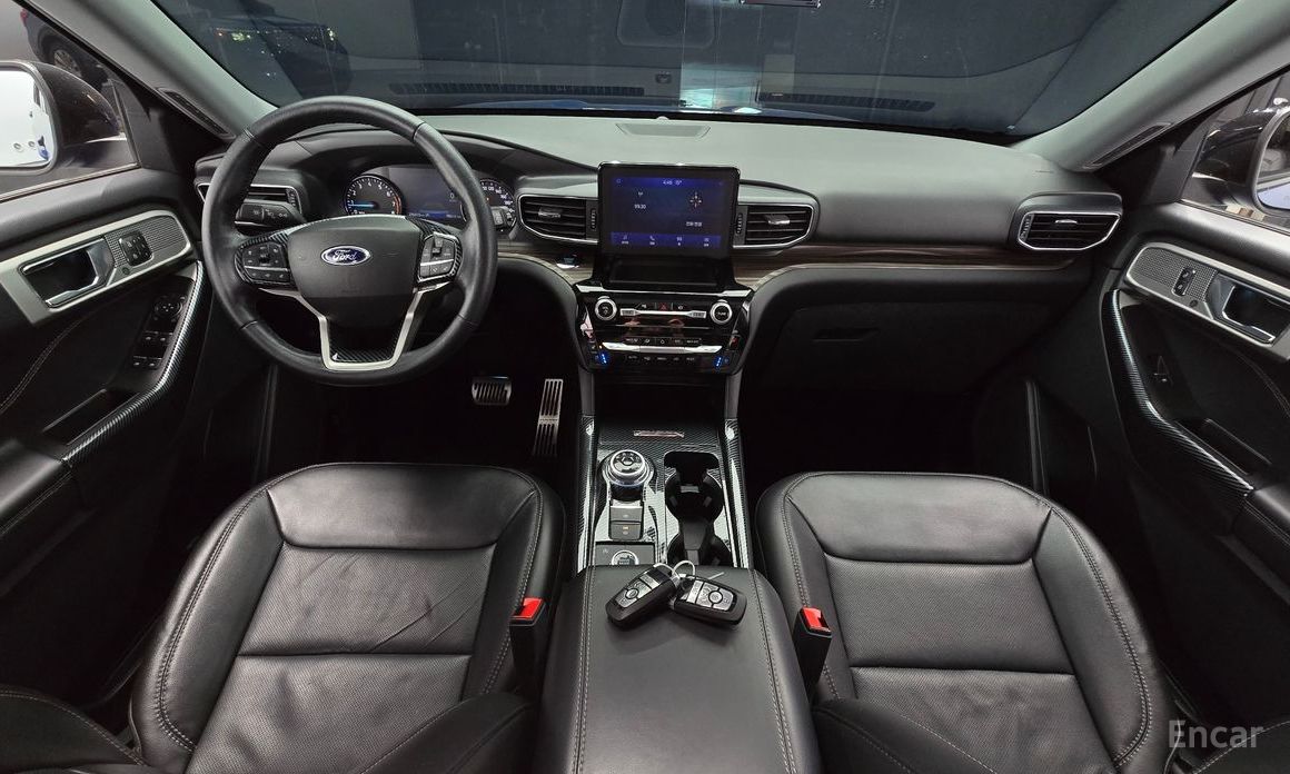 2022 Ford Explorer VI Рестайлинг 2.3 LimIted 4WD с пробегом 27 607 км