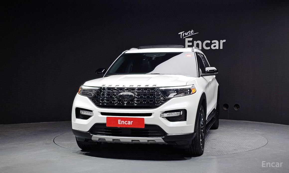 2022 Ford Explorer VI Рестайлинг 2.3 LimIted 4WD с пробегом 18 637 км