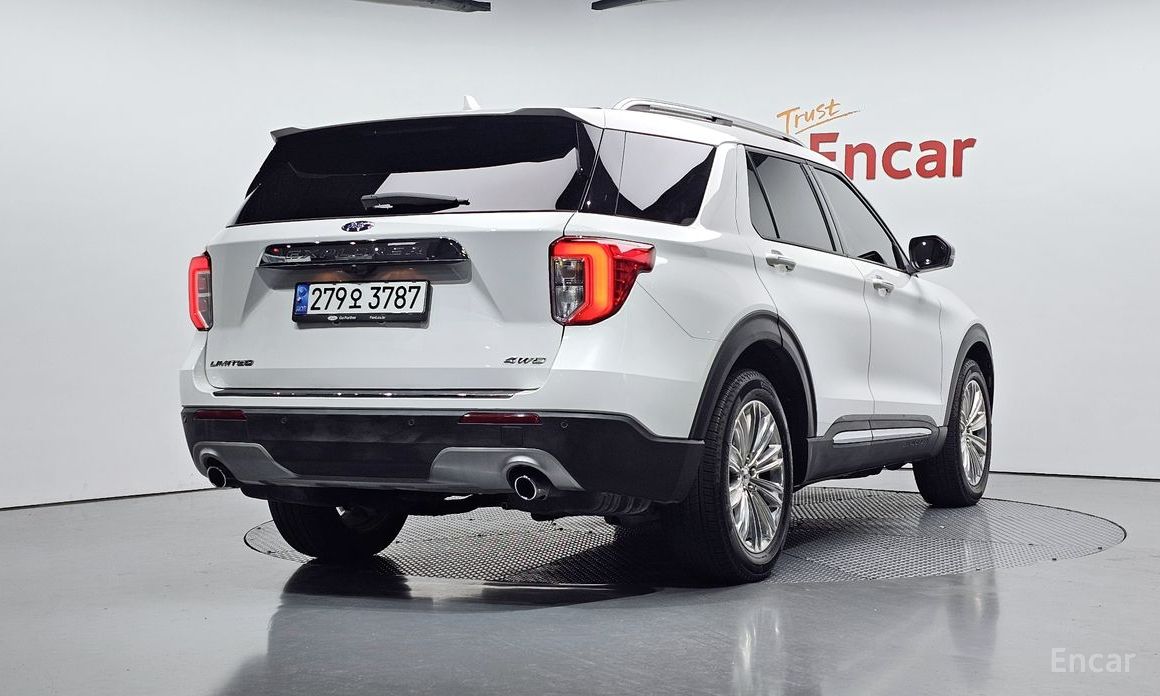 2022 Ford Explorer VI Рестайлинг 2.3 LimIted 4WD с пробегом 21 853 км