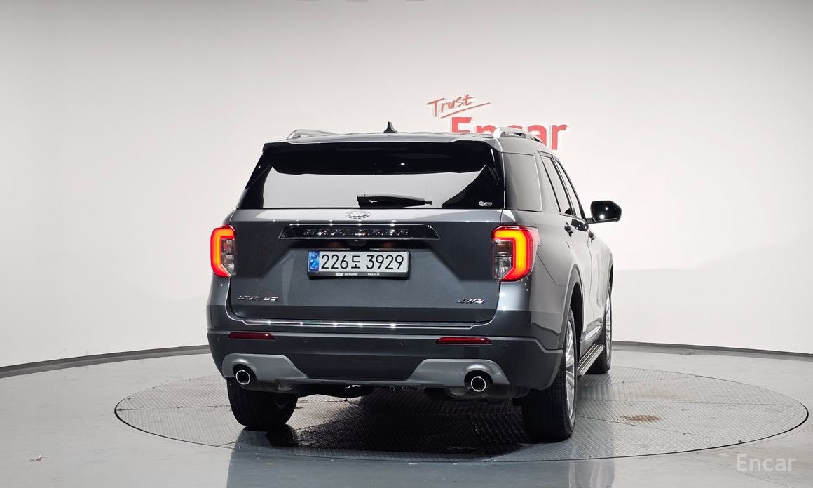 2023 Ford Explorer VI Рестайлинг 2.3 LimIted 4WD с пробегом 18 199 км