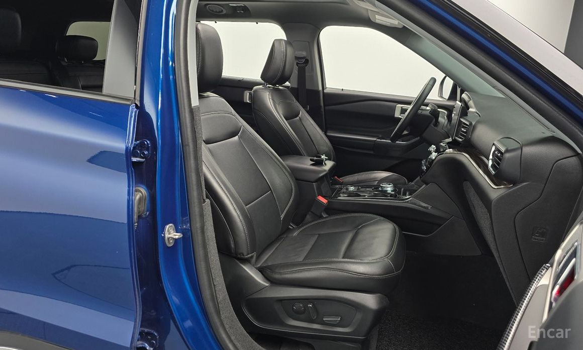 2022 Ford Explorer VI Рестайлинг 2.3 LimIted 4WD с пробегом 27 607 км