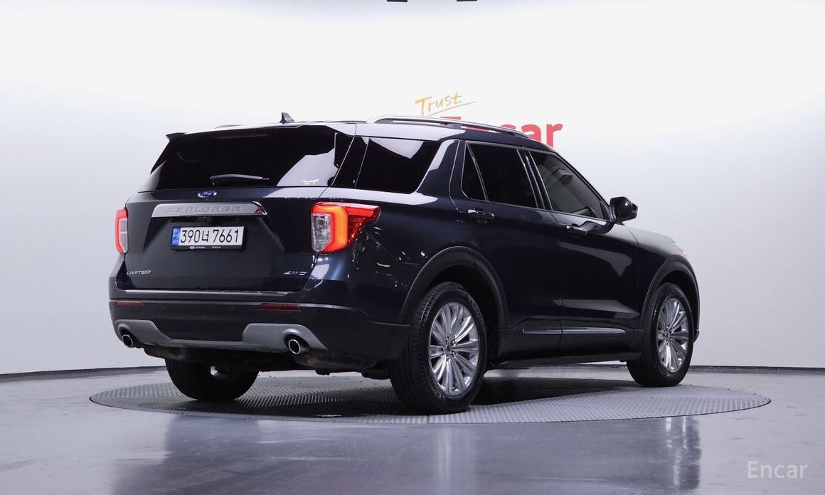 2022 Ford Explorer VI Рестайлинг 2.3 LimIted 4WD с пробегом 43 531 км