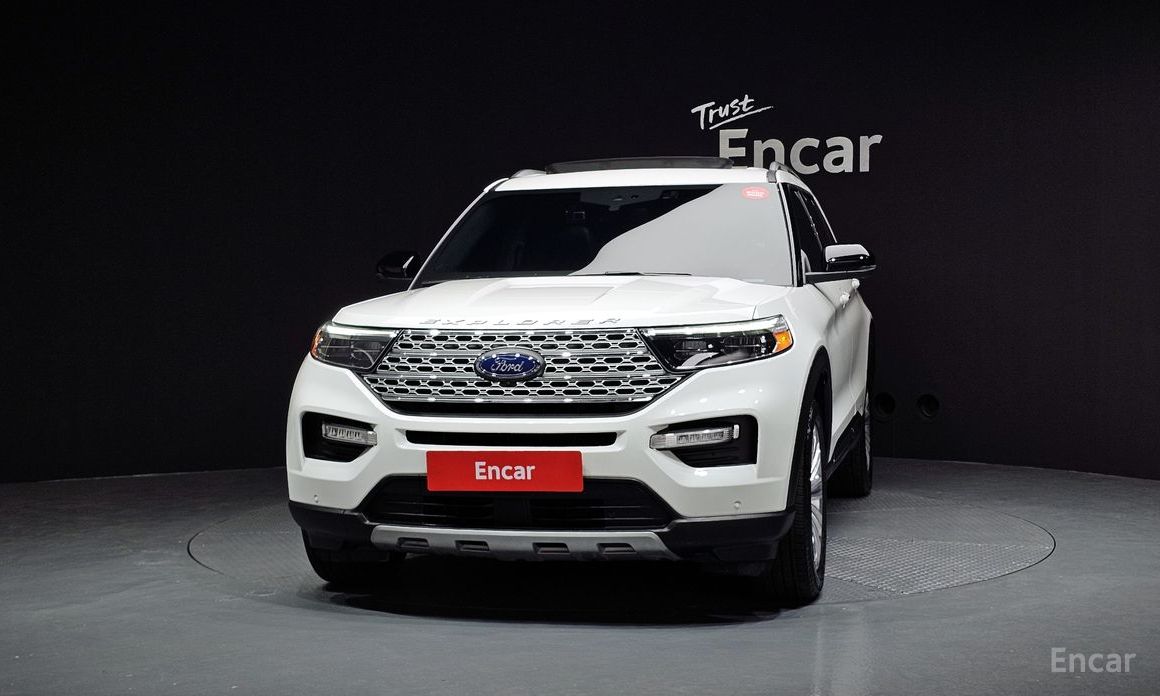 2022 Ford Explorer VI Рестайлинг 2.3 LimIted 4WD с пробегом 17 164 км