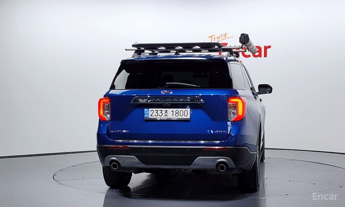2022 Ford Explorer VI Рестайлинг 2.3 LimIted 4WD с пробегом 13 751 км