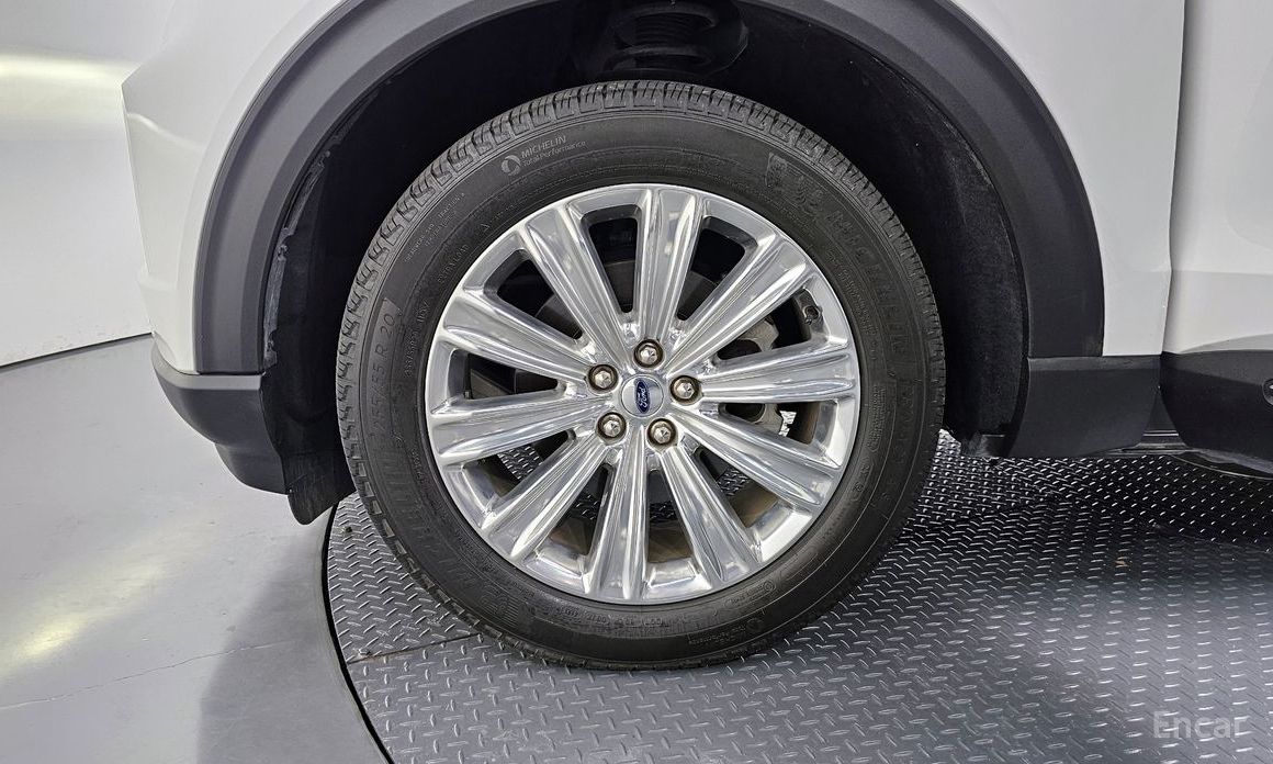2022 Ford Explorer VI Рестайлинг 2.3 LimIted 4WD с пробегом 21 853 км