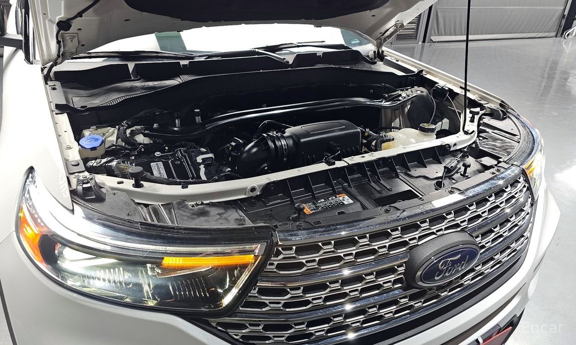 2022 Ford Explorer VI Рестайлинг 2.3 LimIted 4WD с пробегом 54 462 км