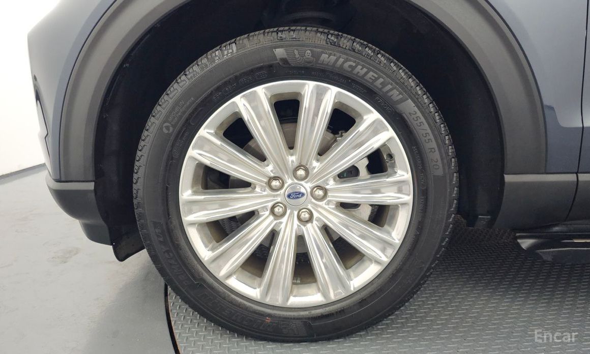 2022 Ford Explorer VI Рестайлинг 2.3 LimIted 4WD с пробегом 43 531 км