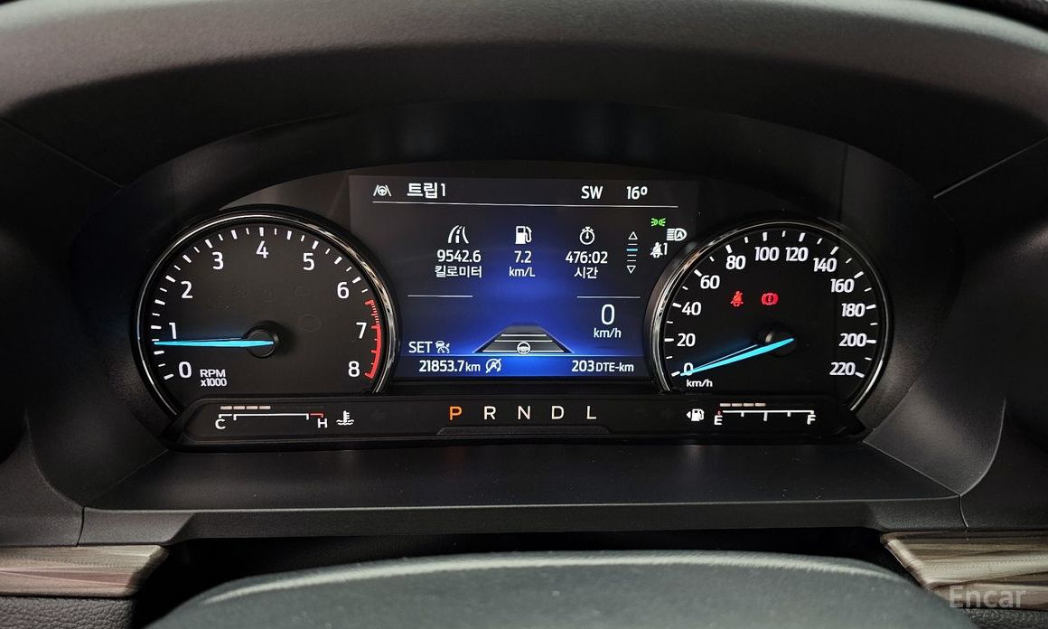2022 Ford Explorer VI Рестайлинг 2.3 LimIted 4WD с пробегом 21 853 км