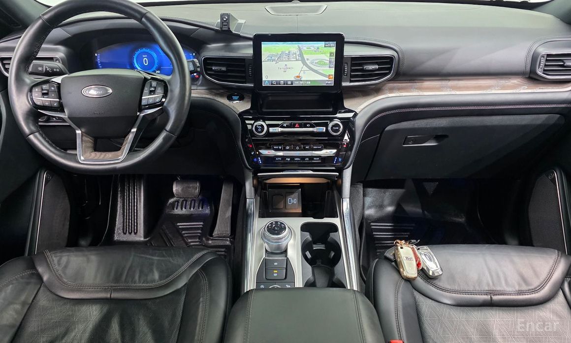 2022 Ford Explorer VI Рестайлинг 3.0 Platinum 4WD с пробегом 67 558 км