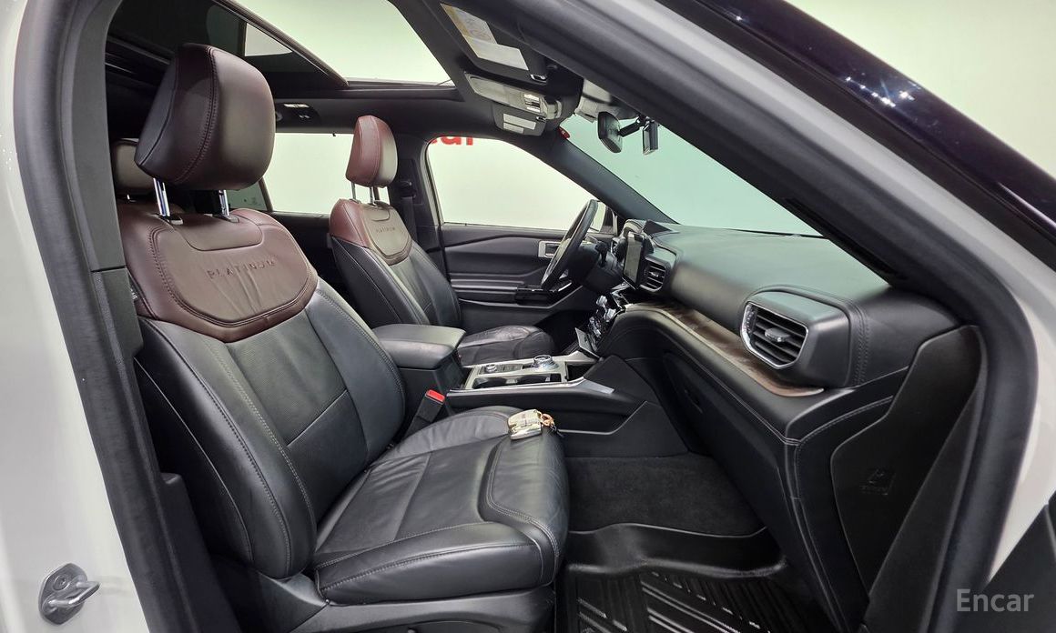 2022 Ford Explorer VI Рестайлинг 3.0 Platinum 4WD с пробегом 67 558 км