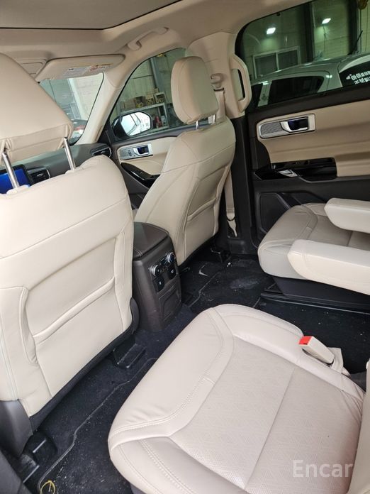 2022 Ford Explorer VI Рестайлинг 3.0 Platinum 4WD с пробегом 79 000 км