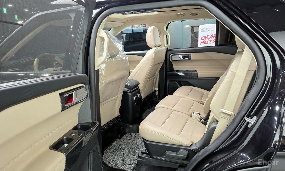 2022 Ford Explorer VI Рестайлинг 2.3 LimIted 4WD с пробегом 44 993 км