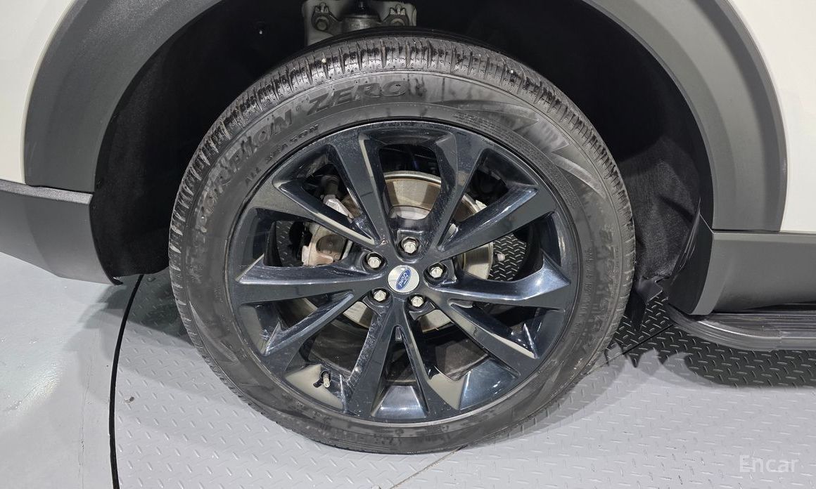 2022 Ford Explorer VI Рестайлинг 3.0 Platinum 4WD с пробегом 28 571 км
