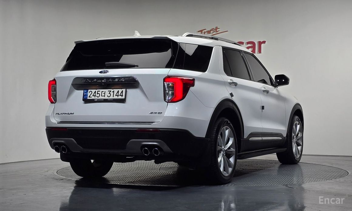 2023 Ford Explorer VI Рестайлинг 3.0 Platinum 4WD с пробегом 16 055 км