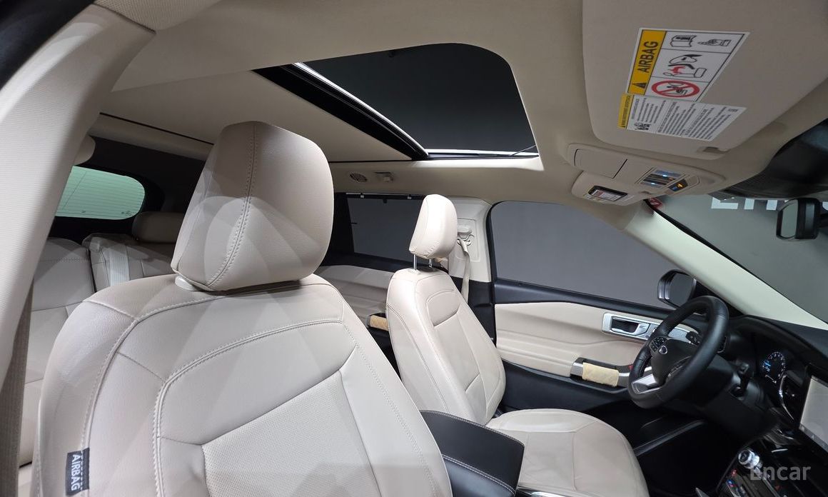 2023 Ford Explorer VI Рестайлинг 2.3 LimIted 4WD с пробегом 12 717 км