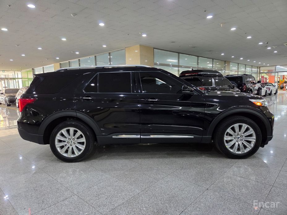 2022 Ford Explorer VI Рестайлинг 2.3 LimIted 4WD с пробегом 34 491 км