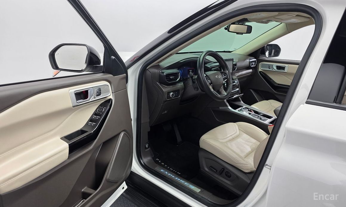 2022 Ford Explorer VI Рестайлинг 3.0 Platinum 4WD с пробегом 28 571 км