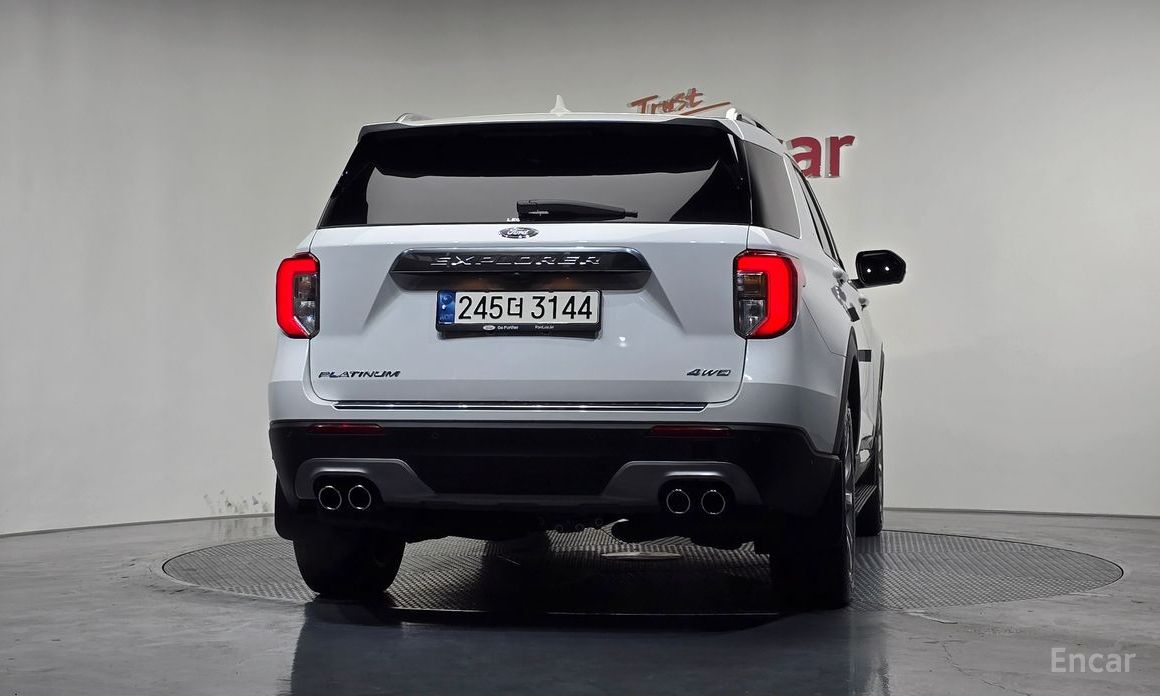 2023 Ford Explorer VI Рестайлинг 3.0 Platinum 4WD с пробегом 16 055 км